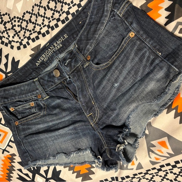 American Eagle shorts - Picture 2 of 2